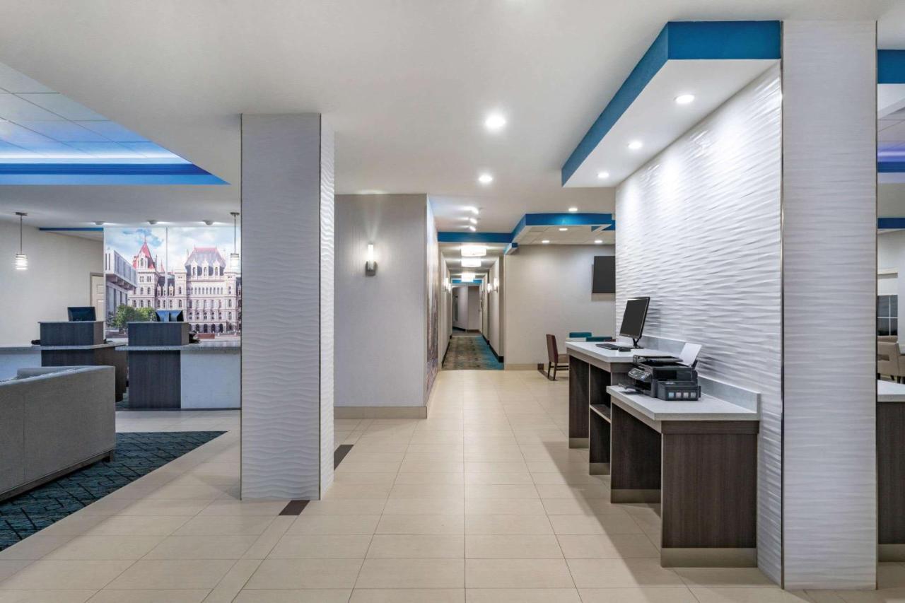 Hotel La Quinta By Wyndham Latham Albany Airport Exterior foto